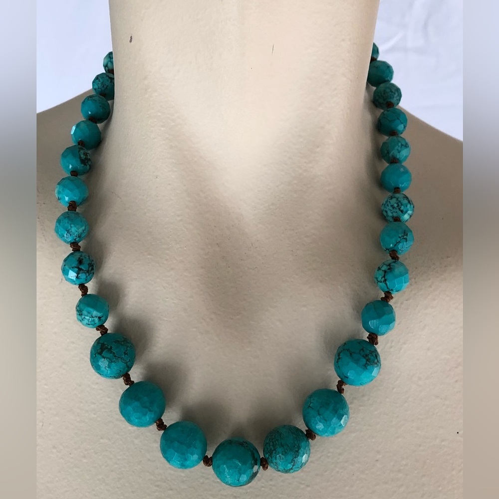 Graduated Knotted Turquoise Statement Necklace - image 6